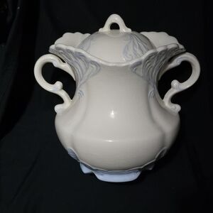 Antique Chamber pot / slop pot..Tureen